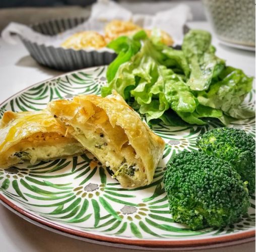 Empanadas de holjadre rellenas de brócoli