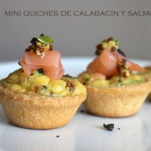 Quiches de calabacín y salmón