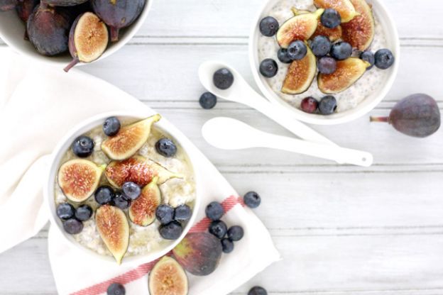 Avena con moras e higos