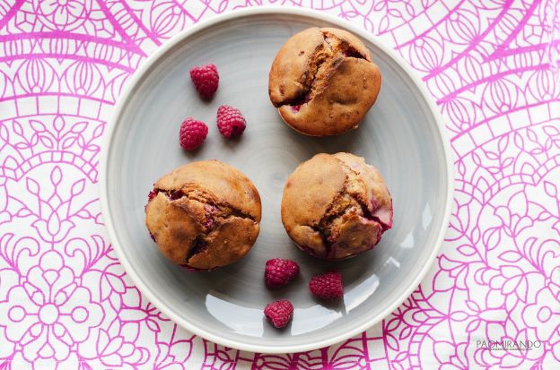 Muffins de frambuesa con chocolate blanco