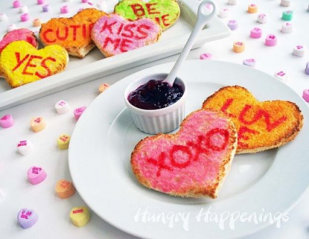 Tostadas con mensajes románticos