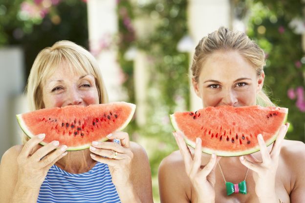 NO: comer fruta después del amuerzo o cena