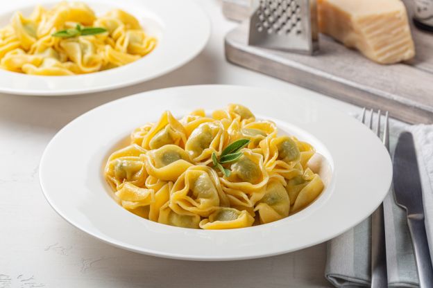 Tortellini a la crema de parmesano