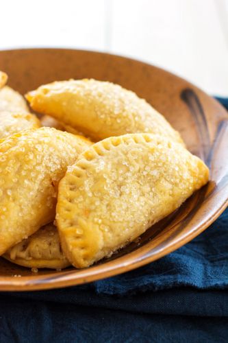 MINI EMPANADAS DE PIÑA