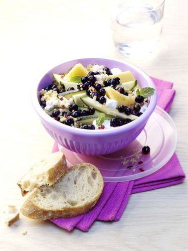 Ensalada de quinoa con arándanos