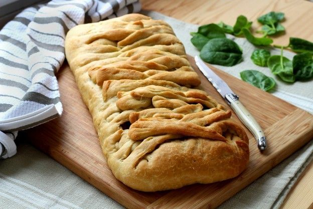 Empanada de jamón y queso