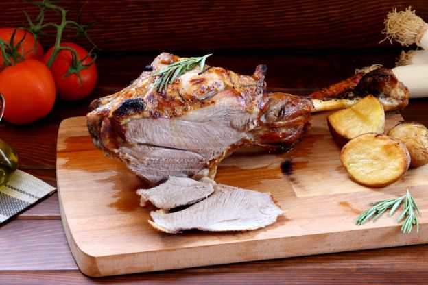 CHULETAS DE CERDO AL ROMERO