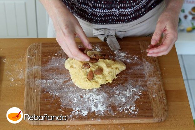 Agregar las almendras