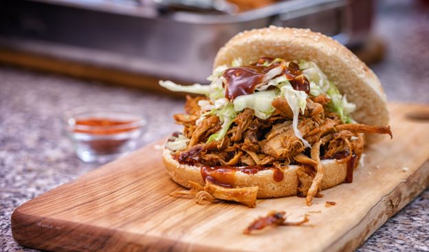 Bocadillo picante de pulled pork