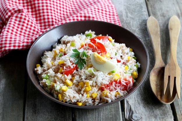 Ensalada de arroz y aromáticas