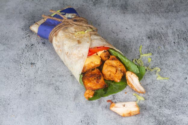 Wrap de pollo tikka