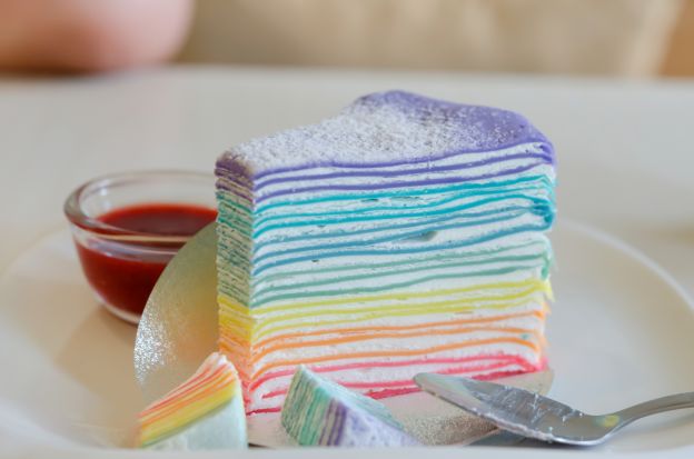 Tarta crepes arcoiris