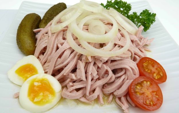 Ensalada de salchicha