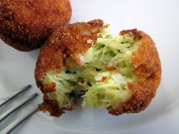 25. croquetas de calabacín