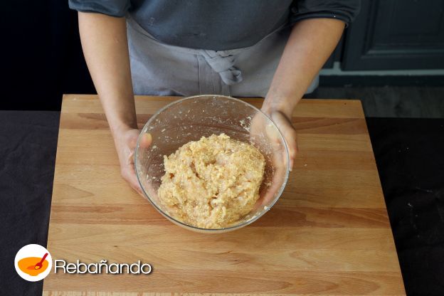 Preparación de las albóndigas