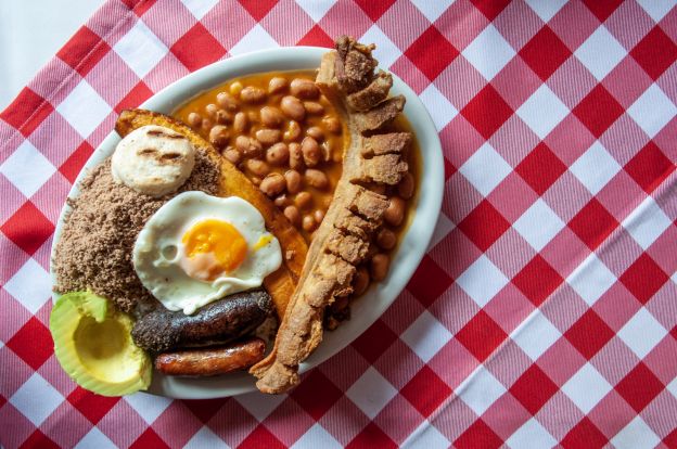 Bandeja Paisa - Colombia y Ecuador