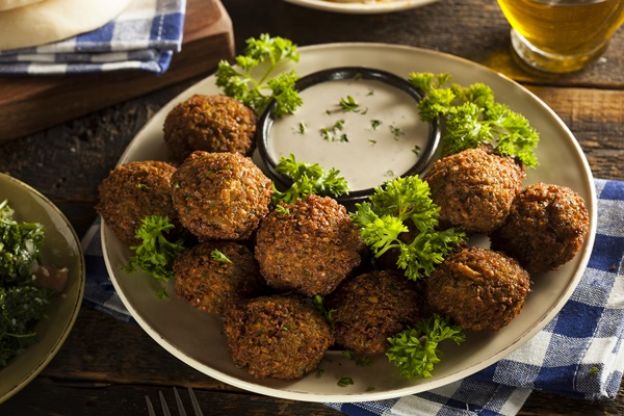 Falafel con tahini (Grecia)