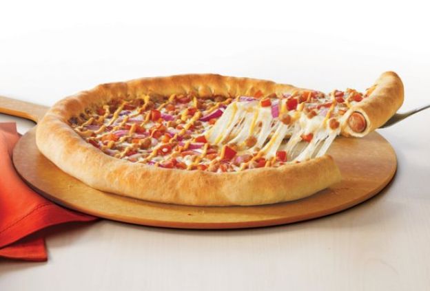 Hot dog crust pizza