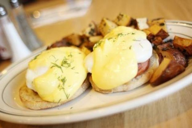 Huevos benedict