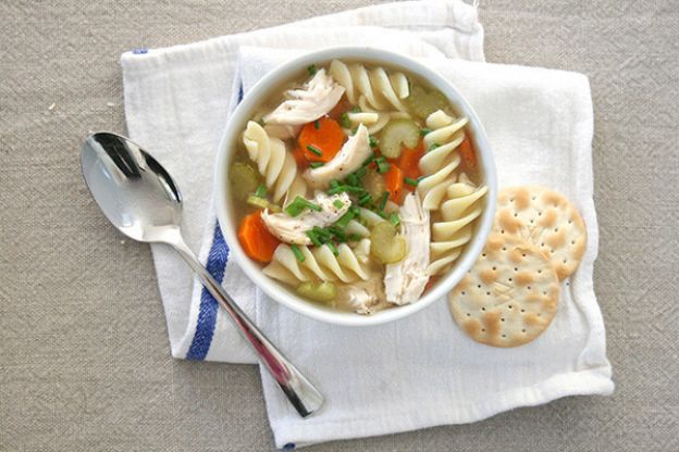 Sopa de pollo