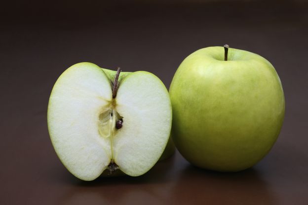 Manzana: Dientes blancos