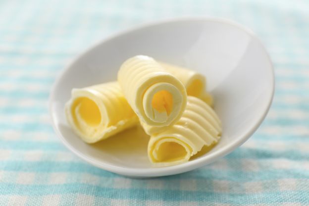 Margarina o mantequilla