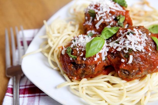 Los spaghetti con albóndigas de La dama y el vagabundo