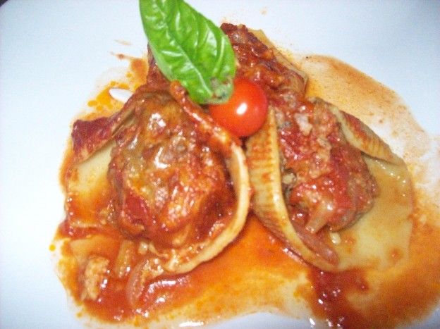 Conchiglie con salsa de tomate