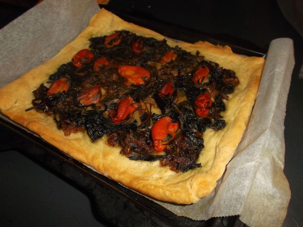 Pizza con acelgas y mejillones