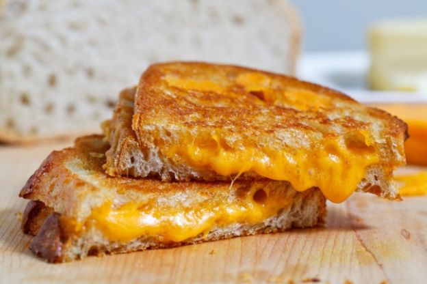 Sandwich de queso cheddar grillado