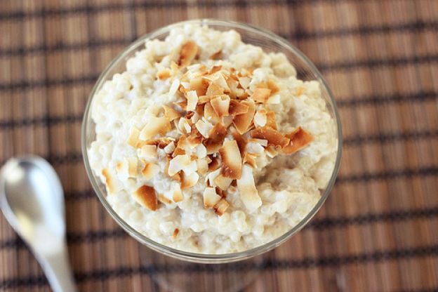 Pudding con coco y caramelo