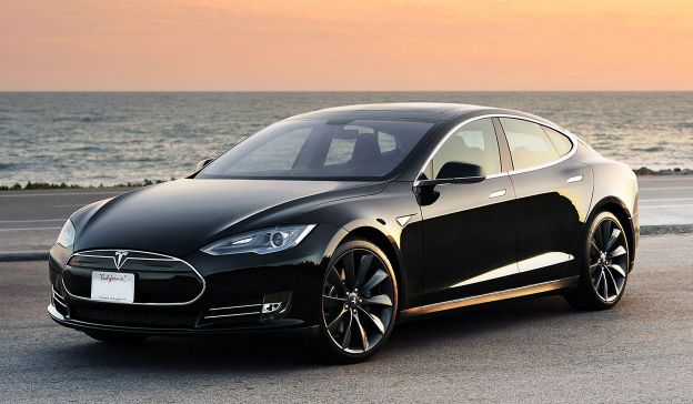 9. TESLA MODEL S P85D