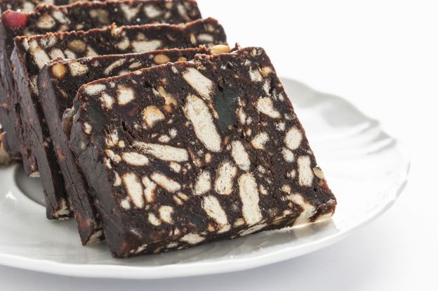 Turrón de chocolate y galletas