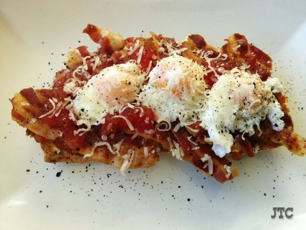 Tosta con mermelada de tomate