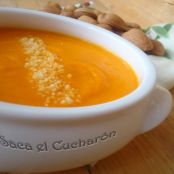 Crema de zanahorias con almendras