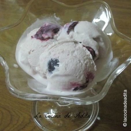 Helado de cerezas al  Kirsch