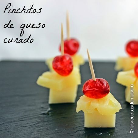 Pinchitos de queso curado