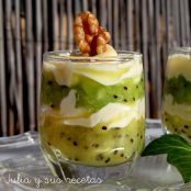 VASITOS DE KIWI CON QUESO MASCARPONE